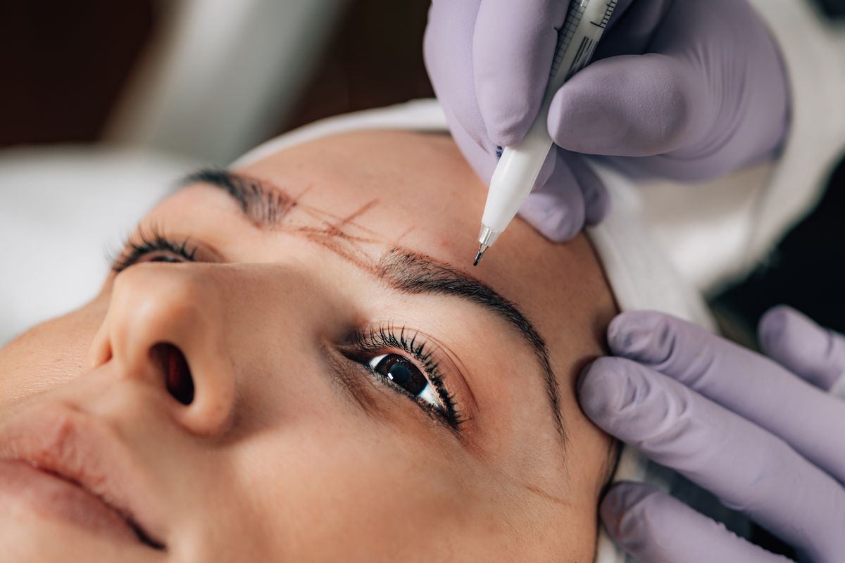 Eyebrow styling